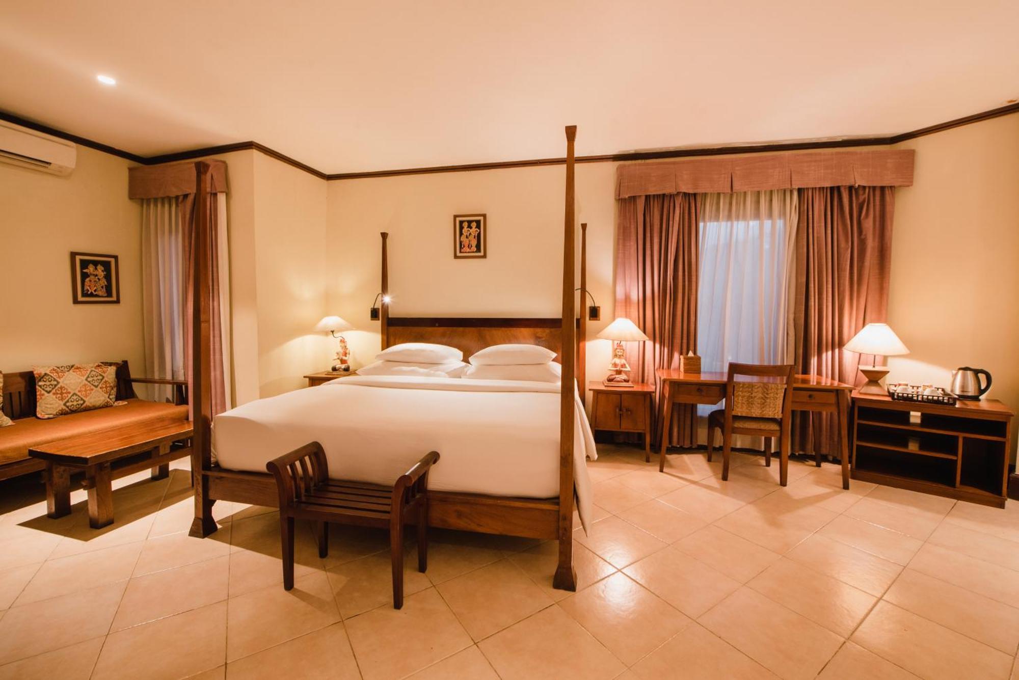 Ramayana Suites And Resort كوتا المظهر الخارجي الصورة A room at the hotel