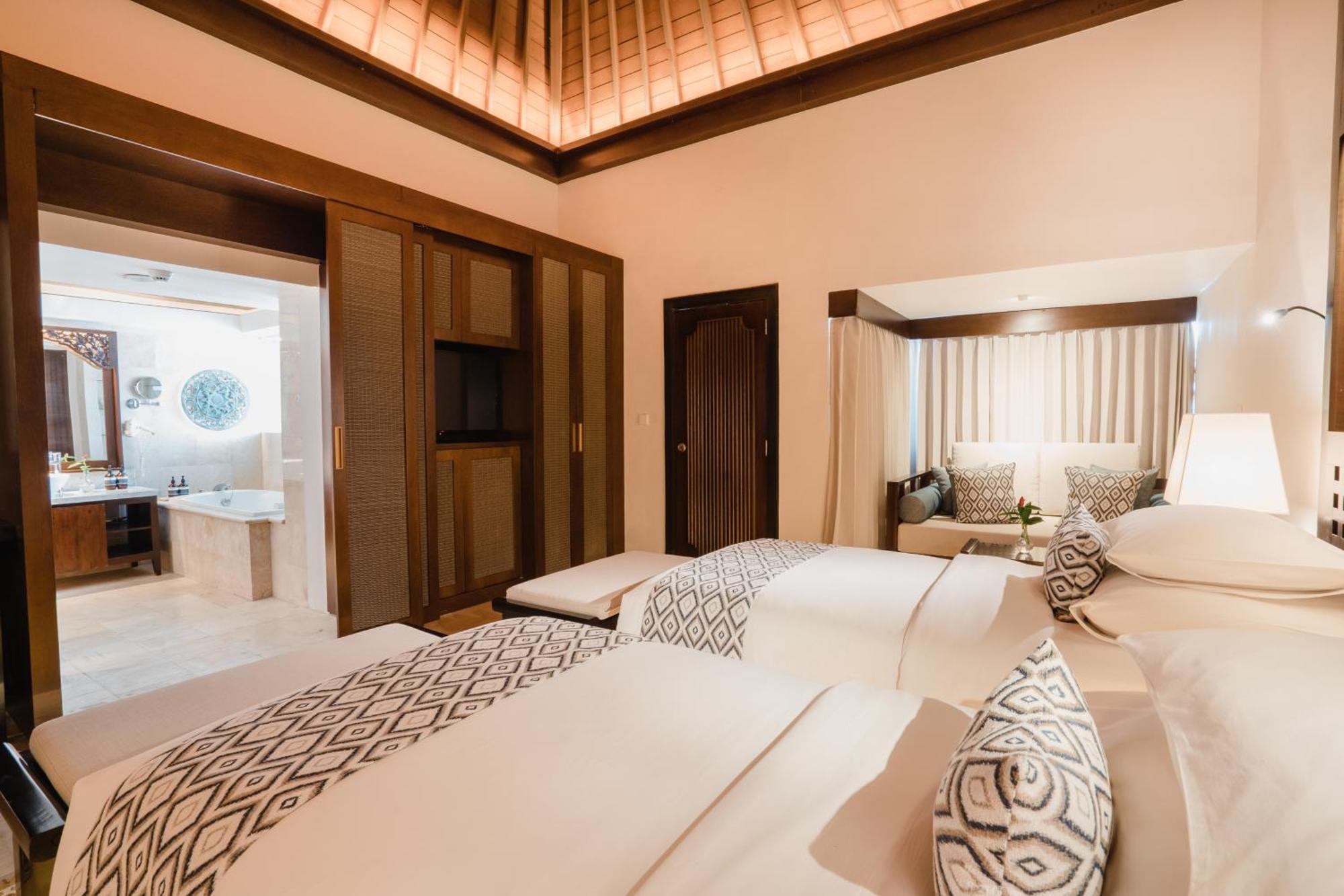 Ramayana Suites And Resort كوتا المظهر الخارجي الصورة A bedroom at the resort